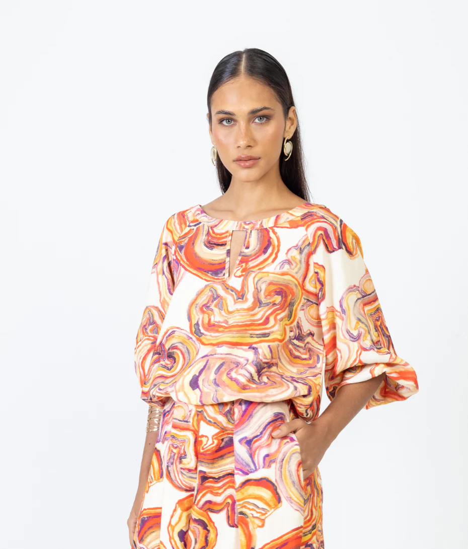 blusa cogumelos cosmos juliana santos
