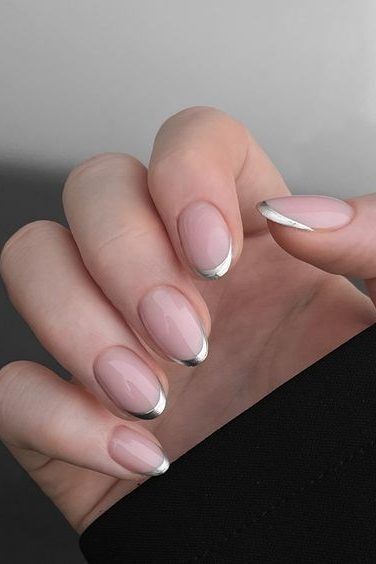 unhas francesinhas cromadas 12