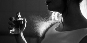 perfumes da Avon que grudam na pele de forma surpreendente